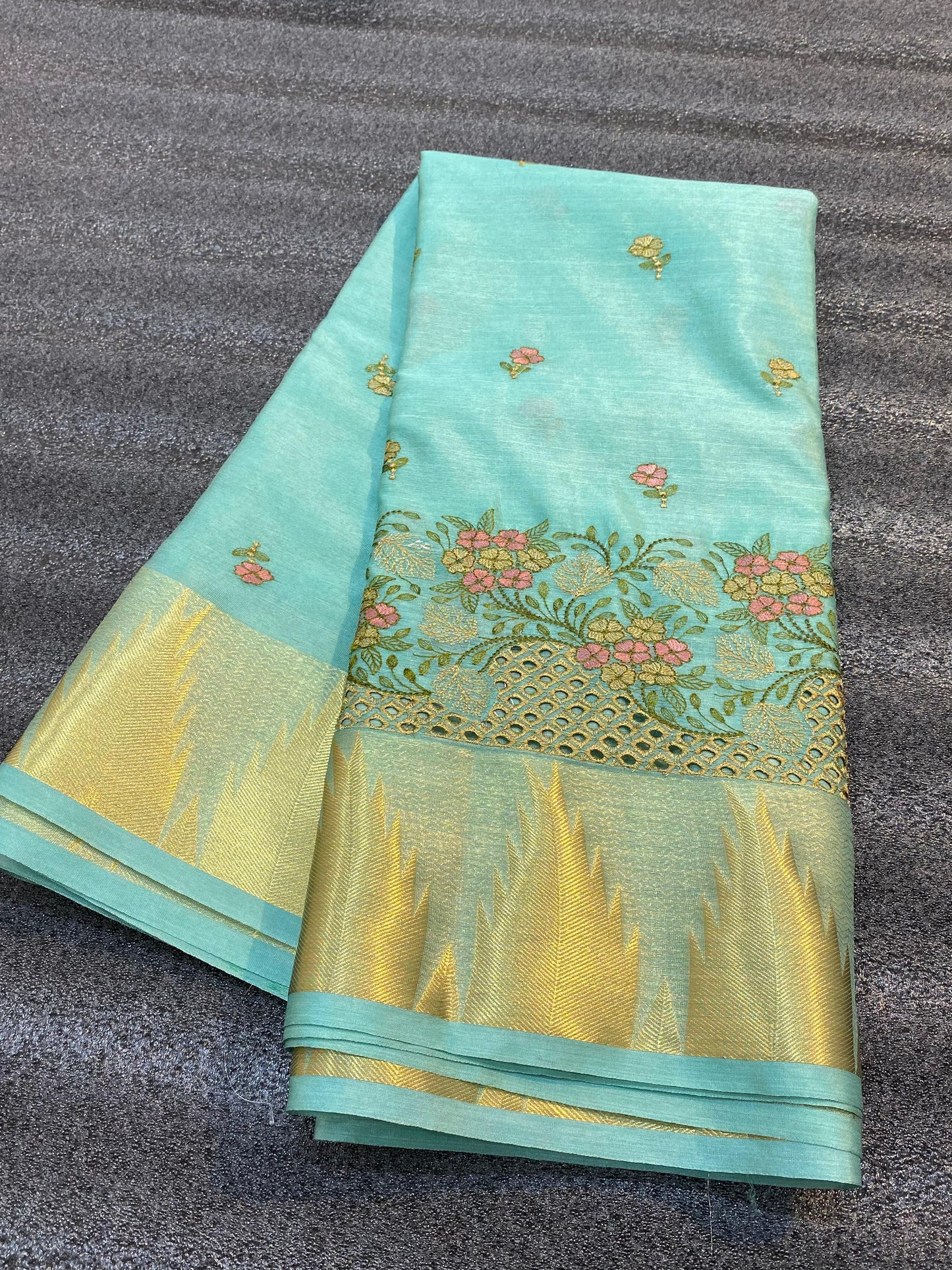 Trendy Banarasi warm semi dupion silk saree